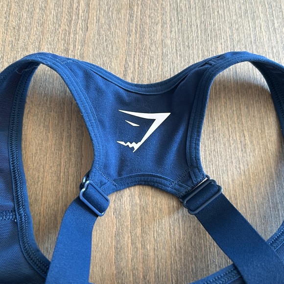Two Women’s XS GymShark Sports Bras. Navy Blue and Light Green. - Picture 3 of 8